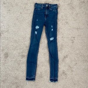 Hollister Ultra High Rise Jean Leggings
